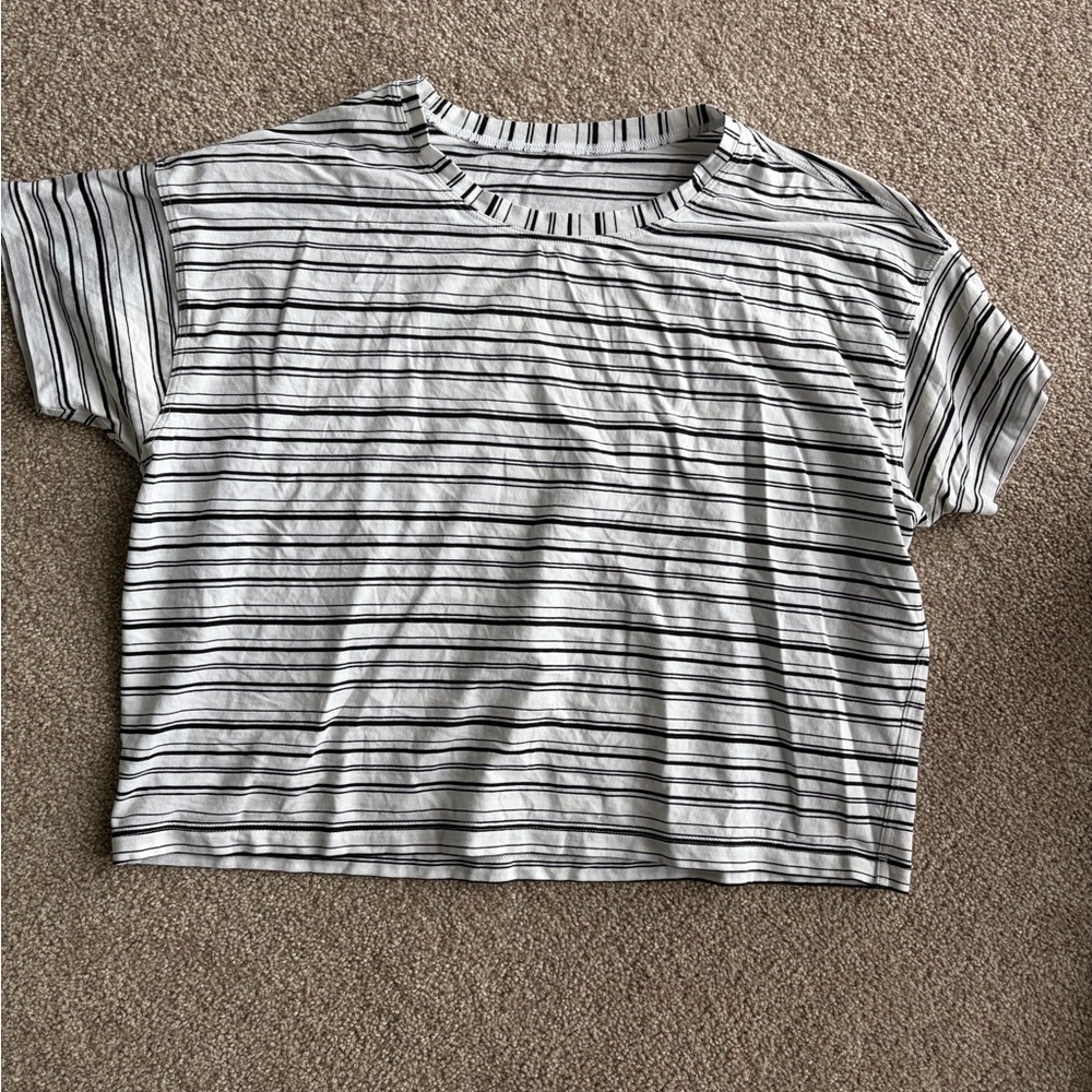 Lululemon Cates Shirt Size 6